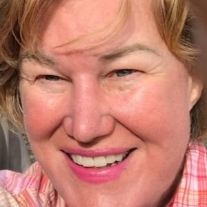 Meet your Posher, Suzette